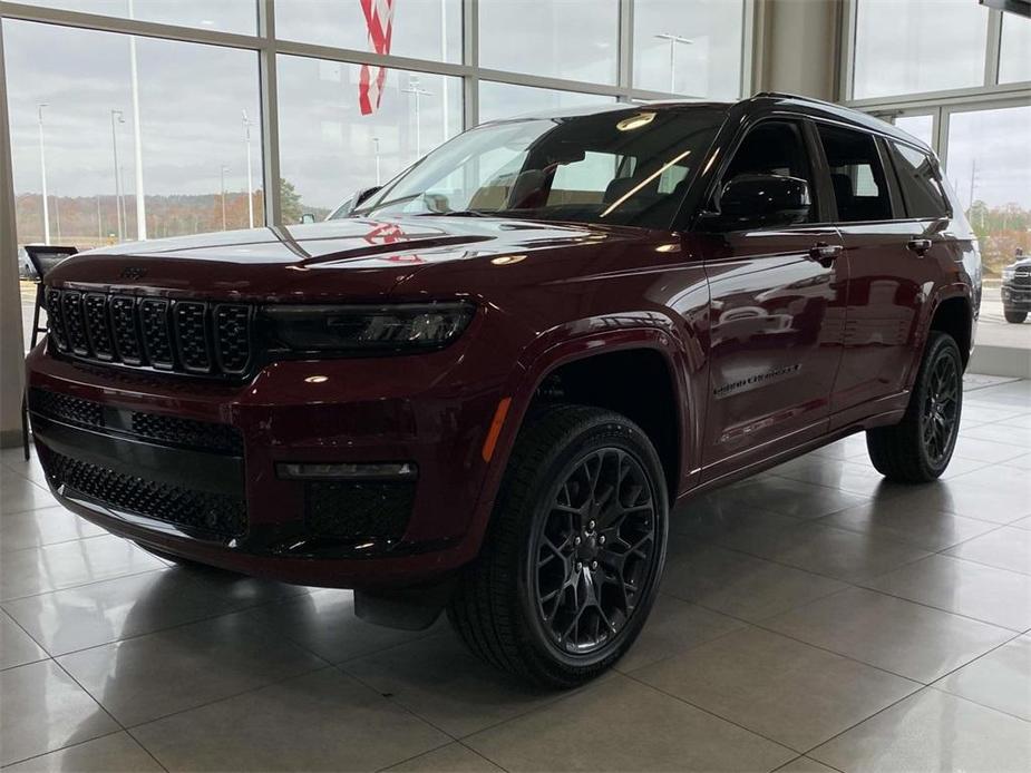 new 2025 Jeep Grand Cherokee L car, priced at $62,570