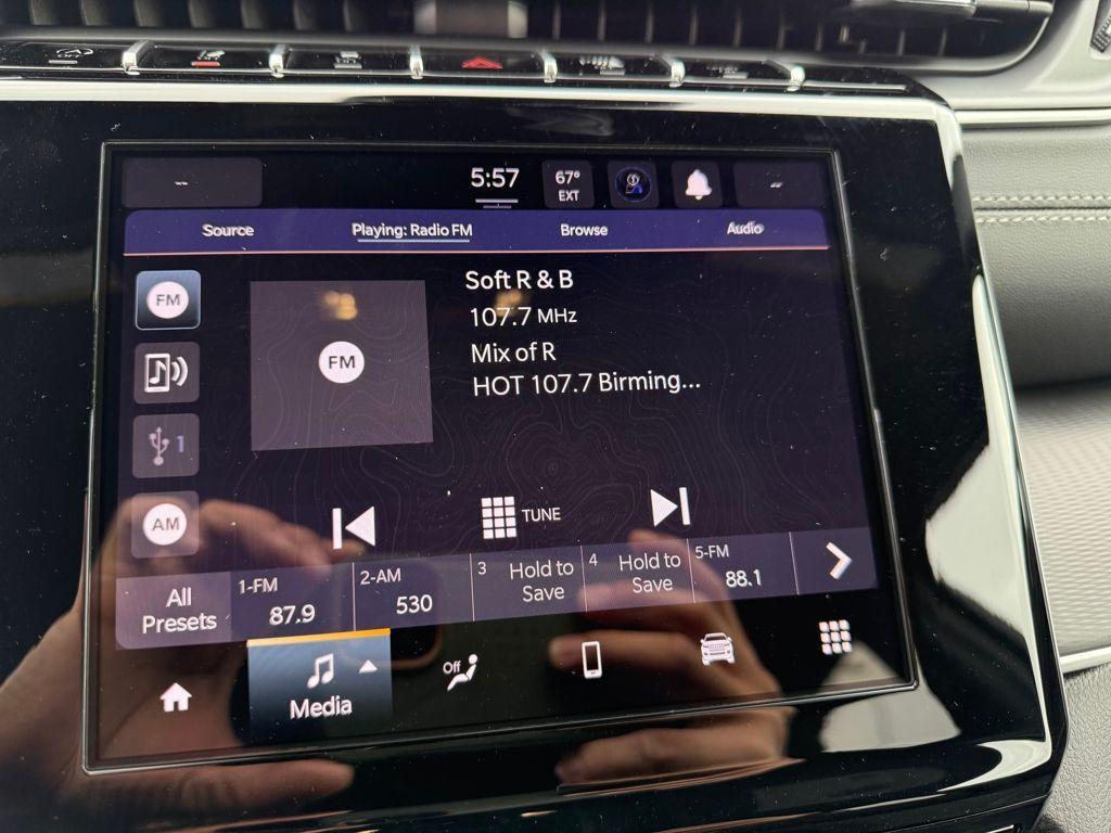 new 2025 Jeep Grand Cherokee car, priced at $26,625