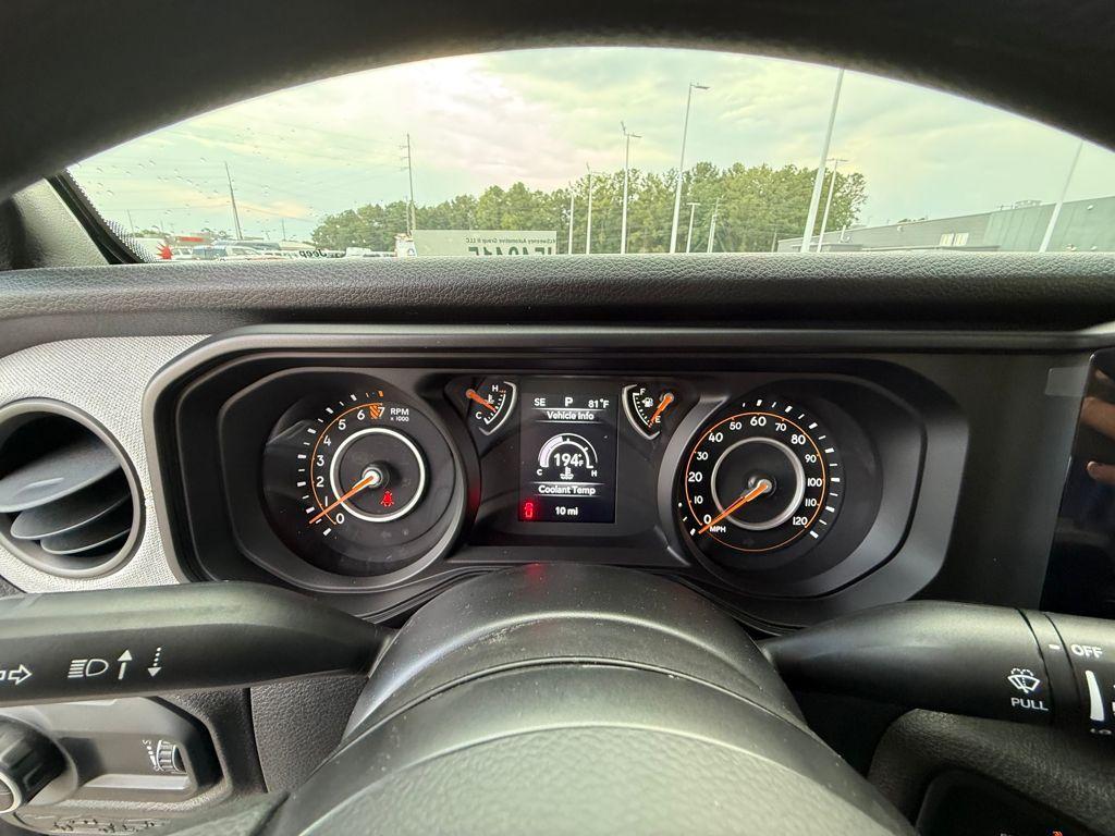 new 2025 Jeep Gladiator car, priced at $34,860