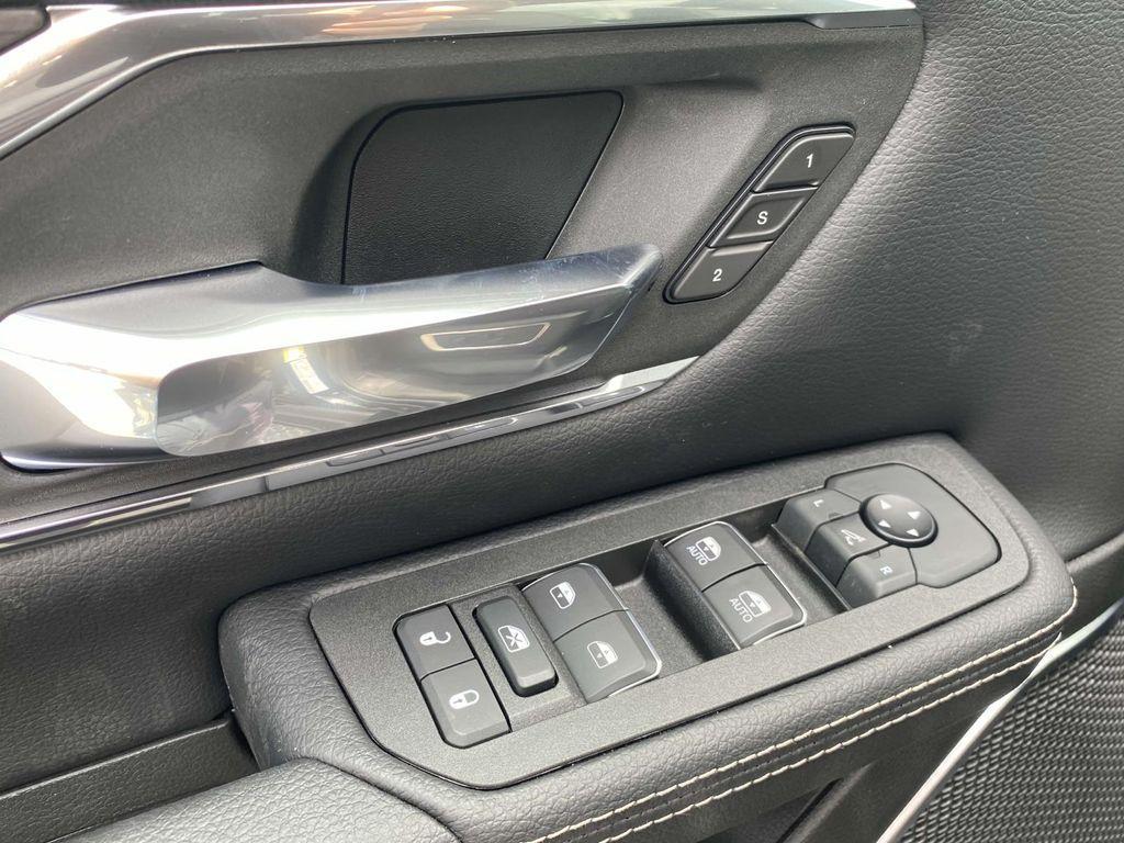 new 2025 Ram 1500 car, priced at $73,180