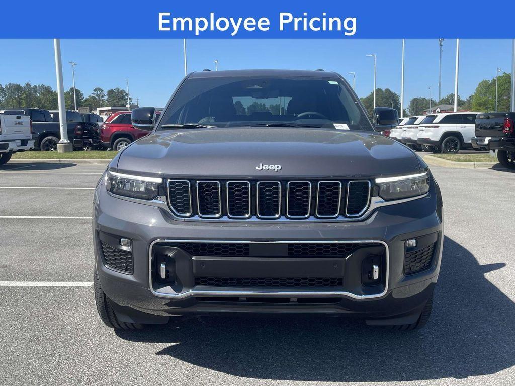 new 2025 Jeep Grand Cherokee car, priced at $53,870