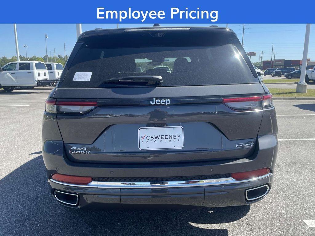 new 2025 Jeep Grand Cherokee car, priced at $53,870
