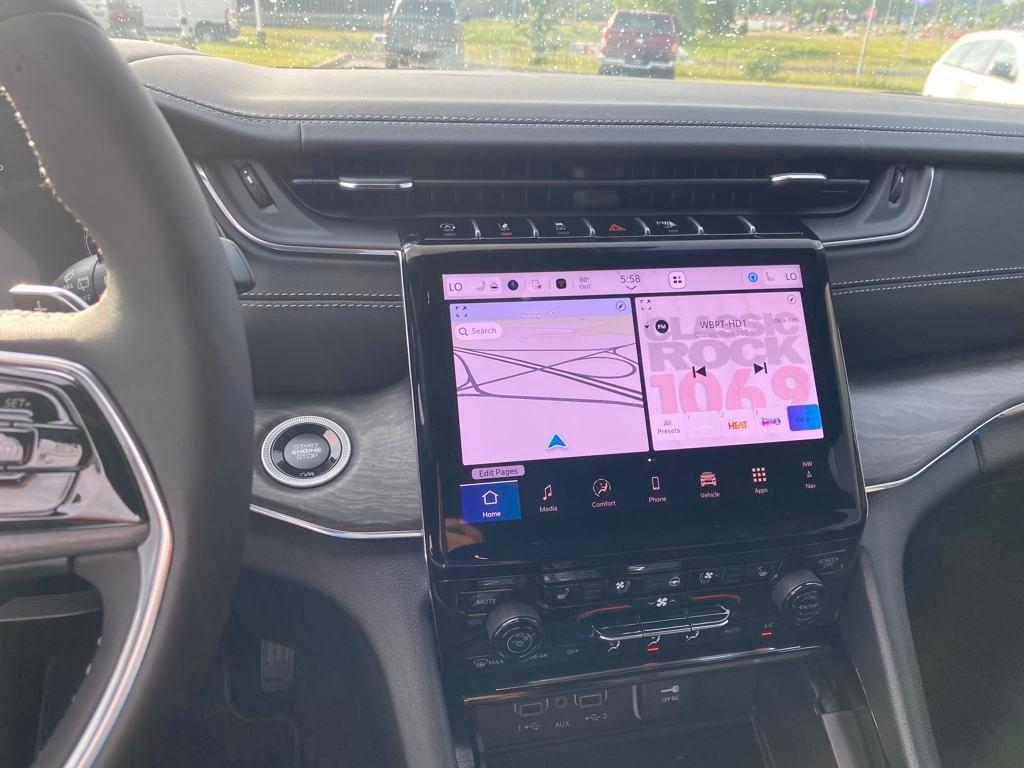 new 2025 Jeep Grand Cherokee car, priced at $50,870
