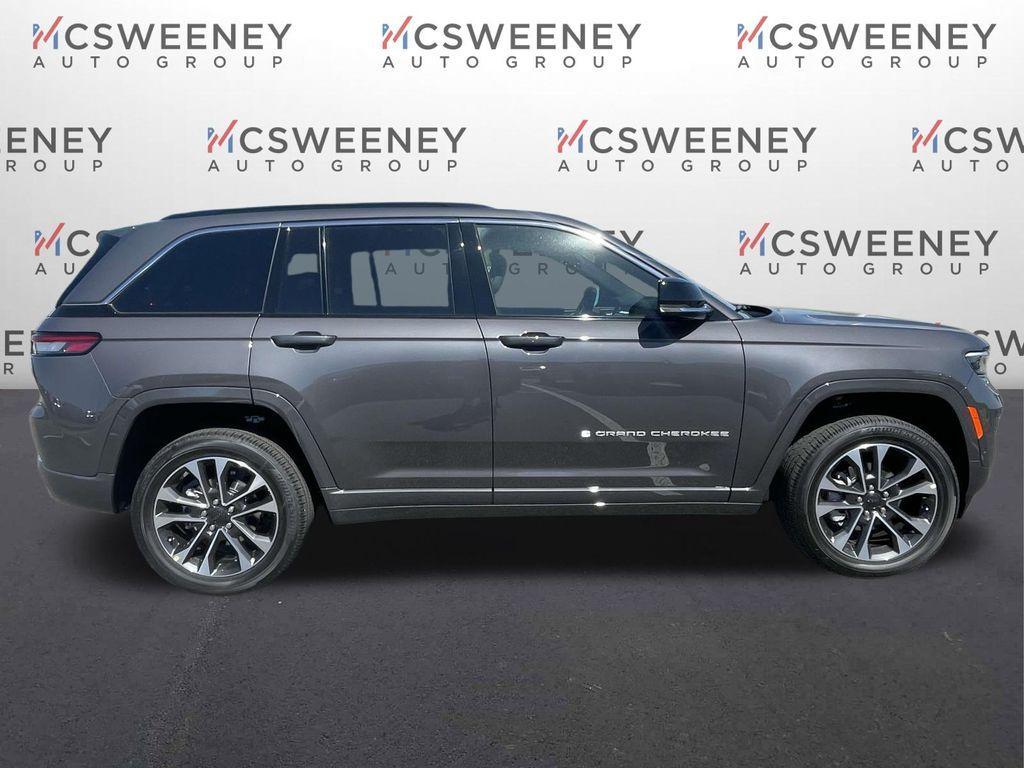 new 2025 Jeep Grand Cherokee car, priced at $52,870