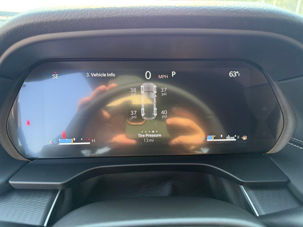 new 2025 Jeep Grand Cherokee car, priced at $33,625