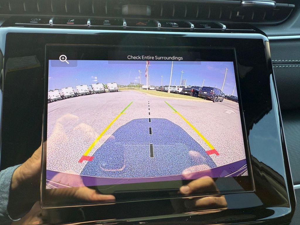 new 2025 Jeep Grand Cherokee car, priced at $33,625