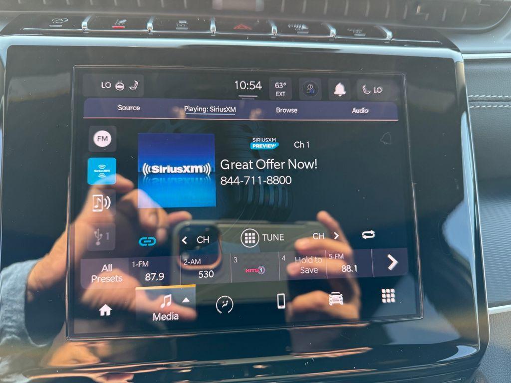 new 2025 Jeep Grand Cherokee car, priced at $33,625