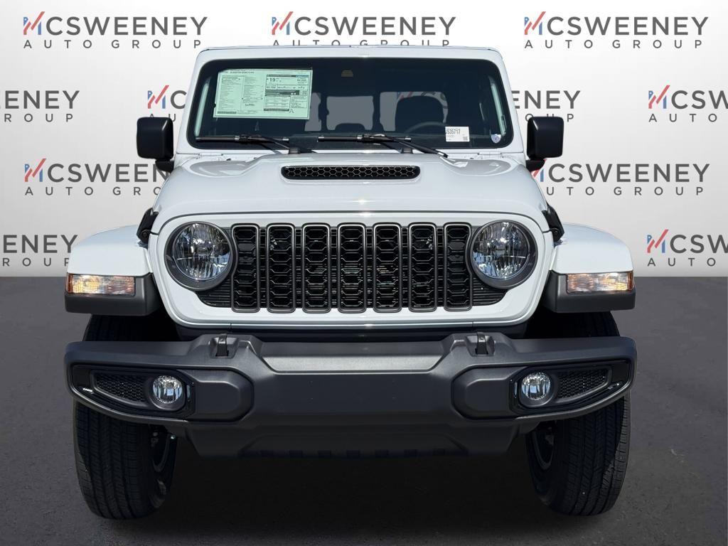 new 2025 Jeep Gladiator car, priced at $39,390