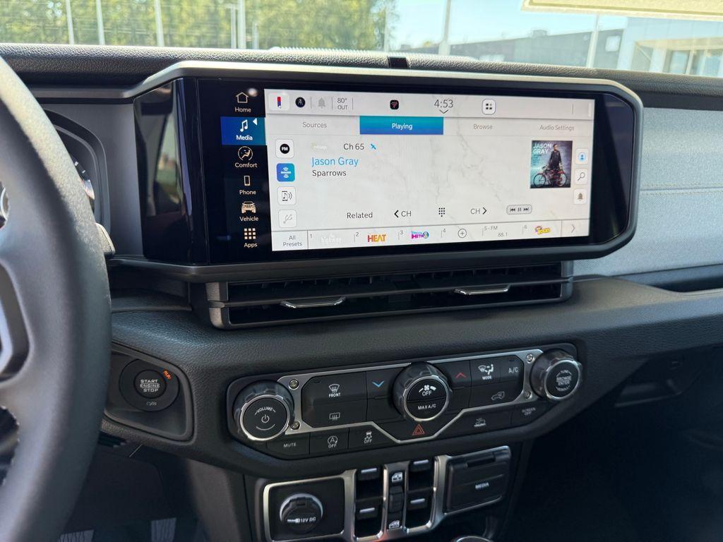 new 2025 Jeep Gladiator car, priced at $39,390