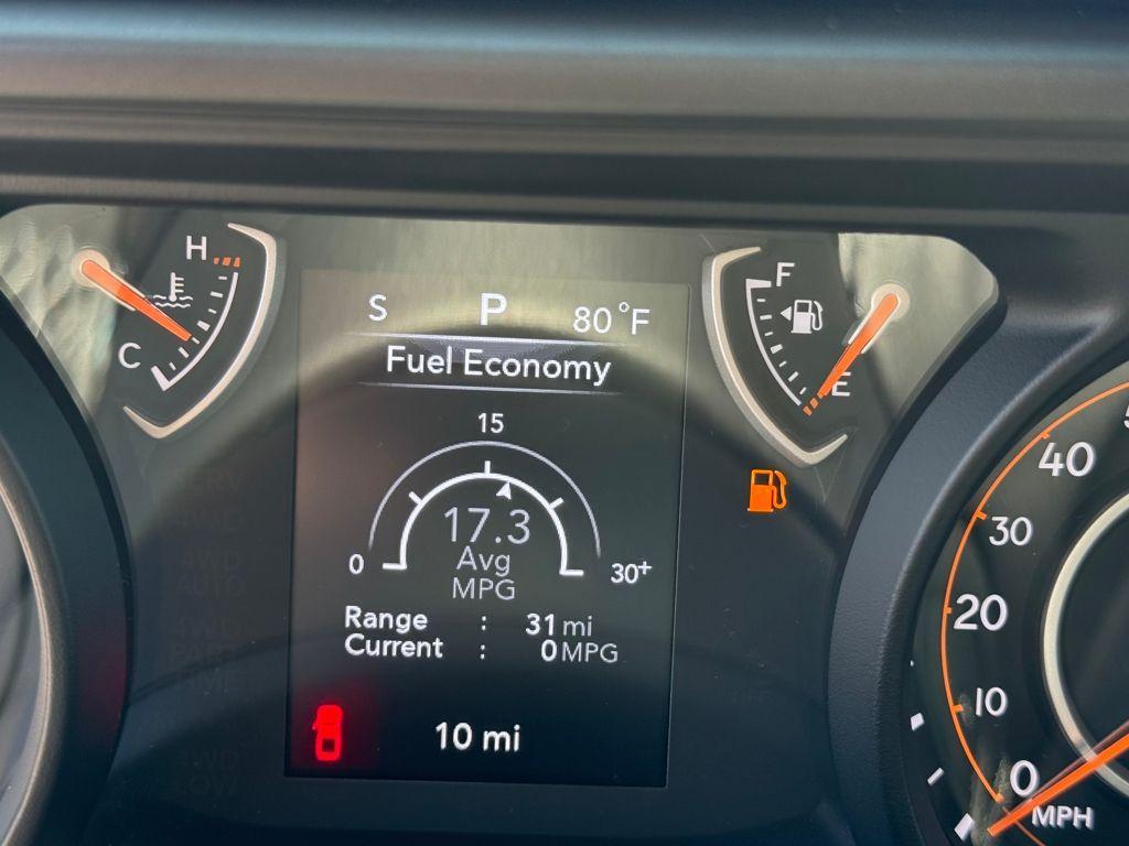 new 2025 Jeep Gladiator car, priced at $39,390