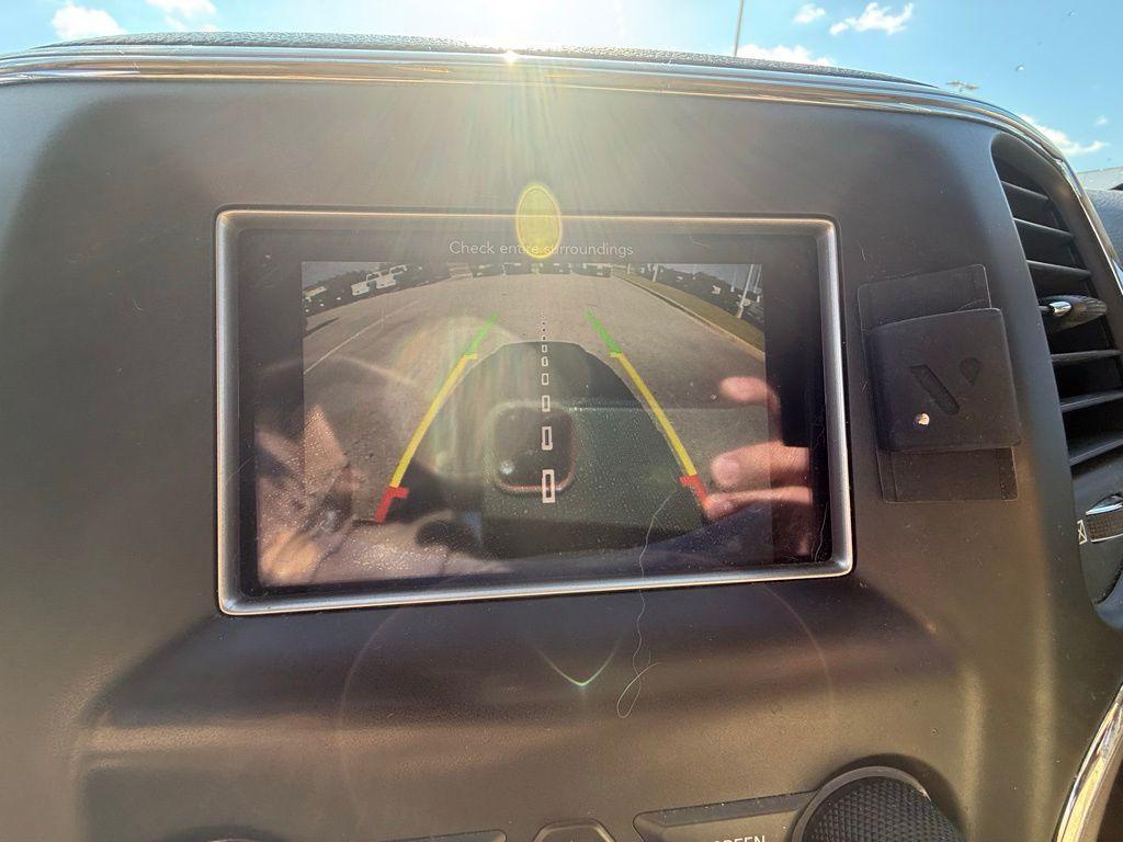 used 2019 Jeep Grand Cherokee car, priced at $16,824