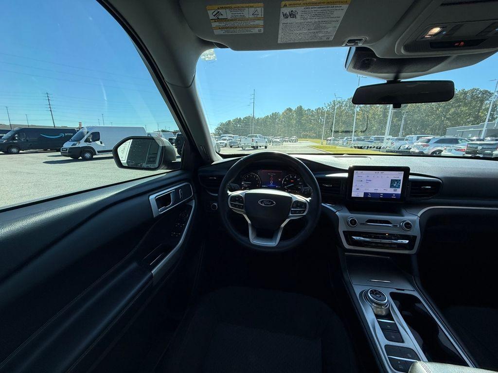 used 2022 Ford Explorer car, priced at $24,000