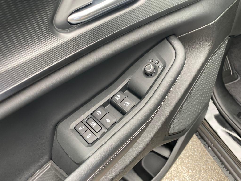 new 2025 Jeep Grand Cherokee L car, priced at $37,125