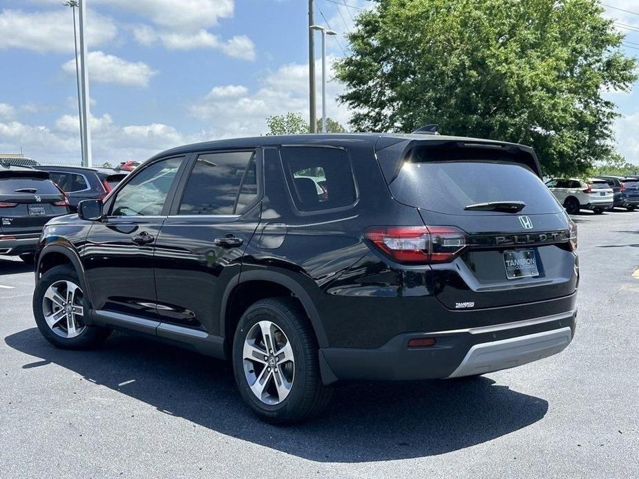 new 2025 Honda Pilot car, priced at $44,895