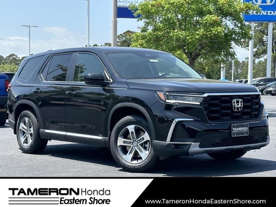 new 2025 Honda Pilot car, priced at $44,895