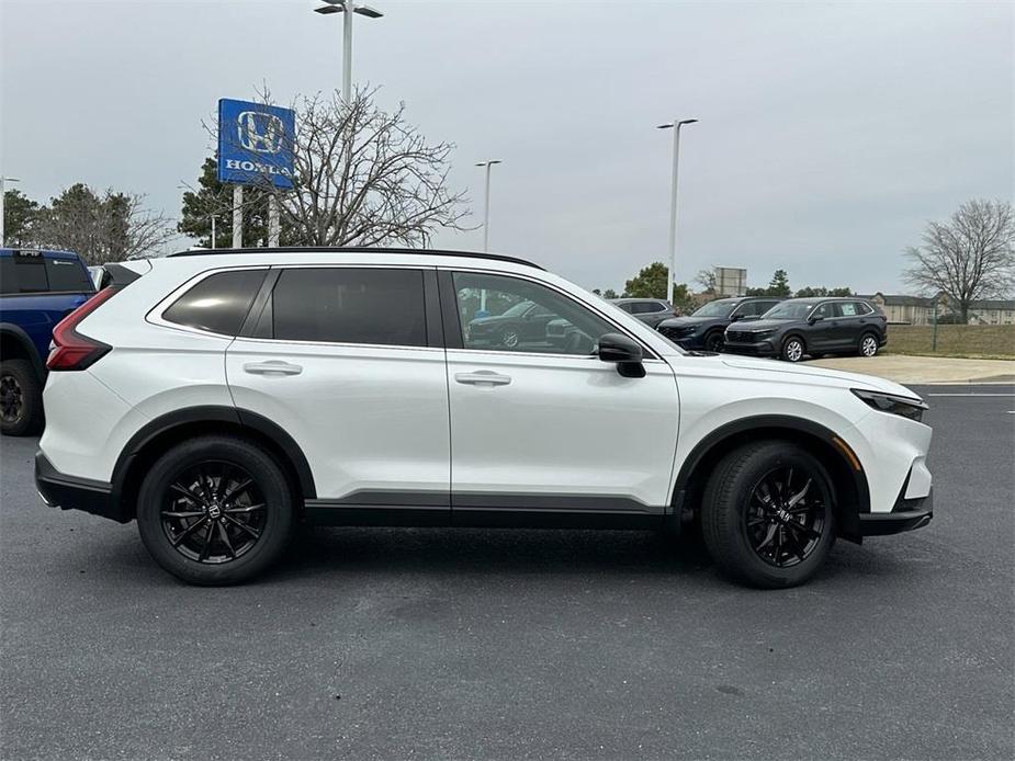 new 2025 Honda CR-V Hybrid car, priced at $39,155