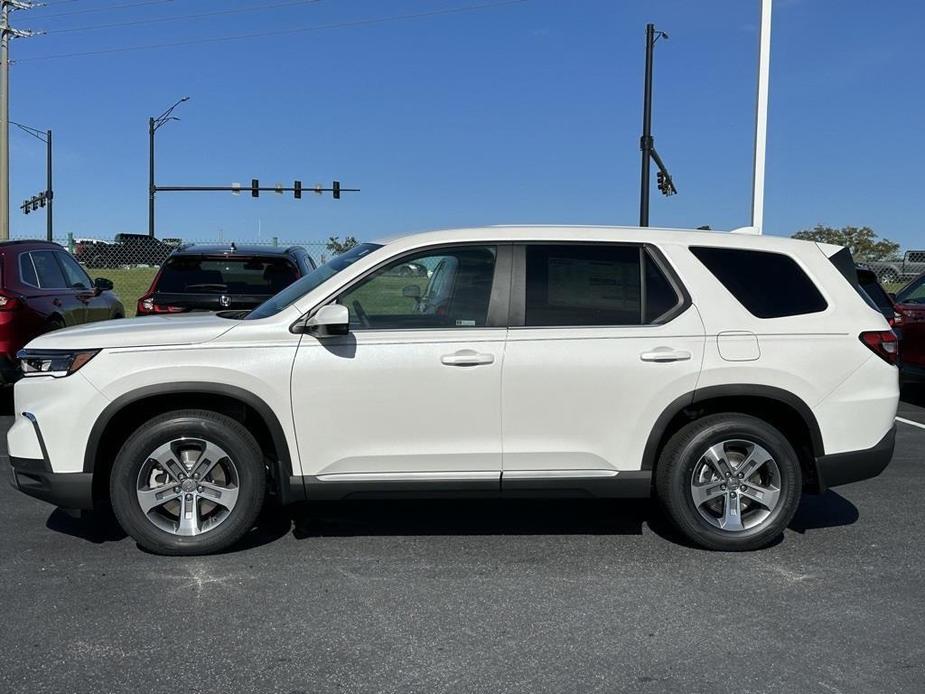 new 2025 Honda Pilot car, priced at $45,350