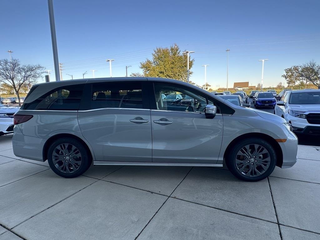 new 2025 Honda Odyssey car, priced at $48,005