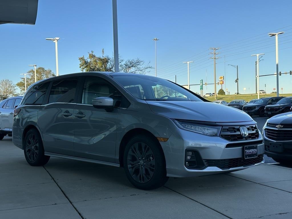 new 2025 Honda Odyssey car, priced at $48,005