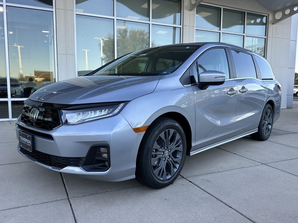 new 2025 Honda Odyssey car, priced at $48,005