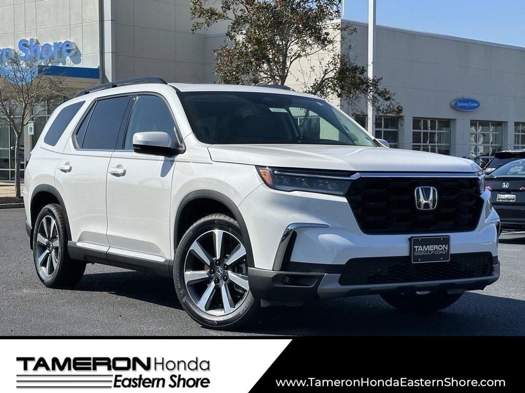 new 2025 Honda Pilot car, priced at $49,350