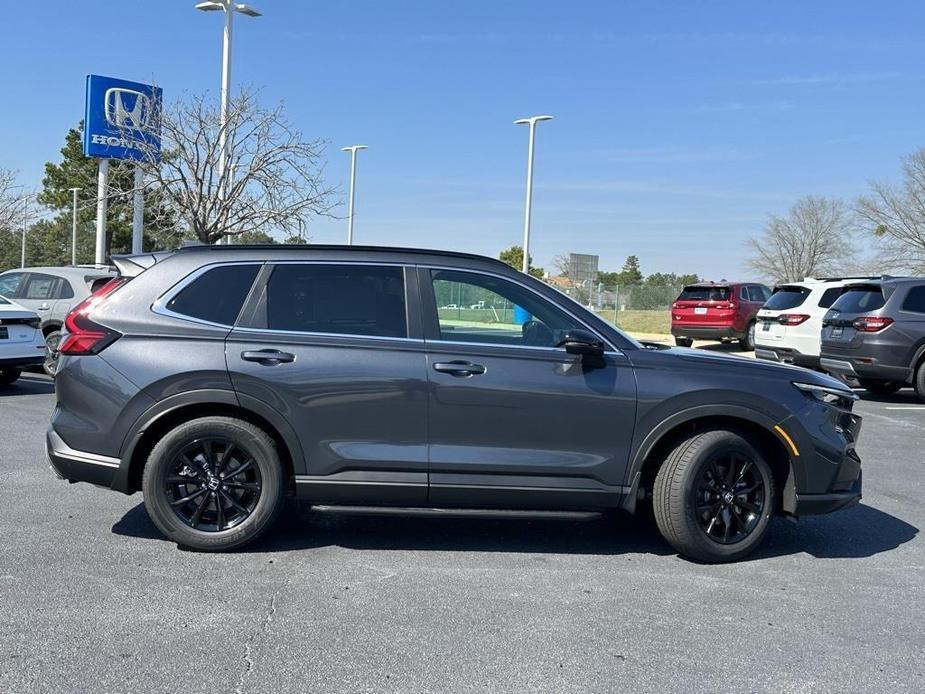 new 2025 Honda CR-V Hybrid car