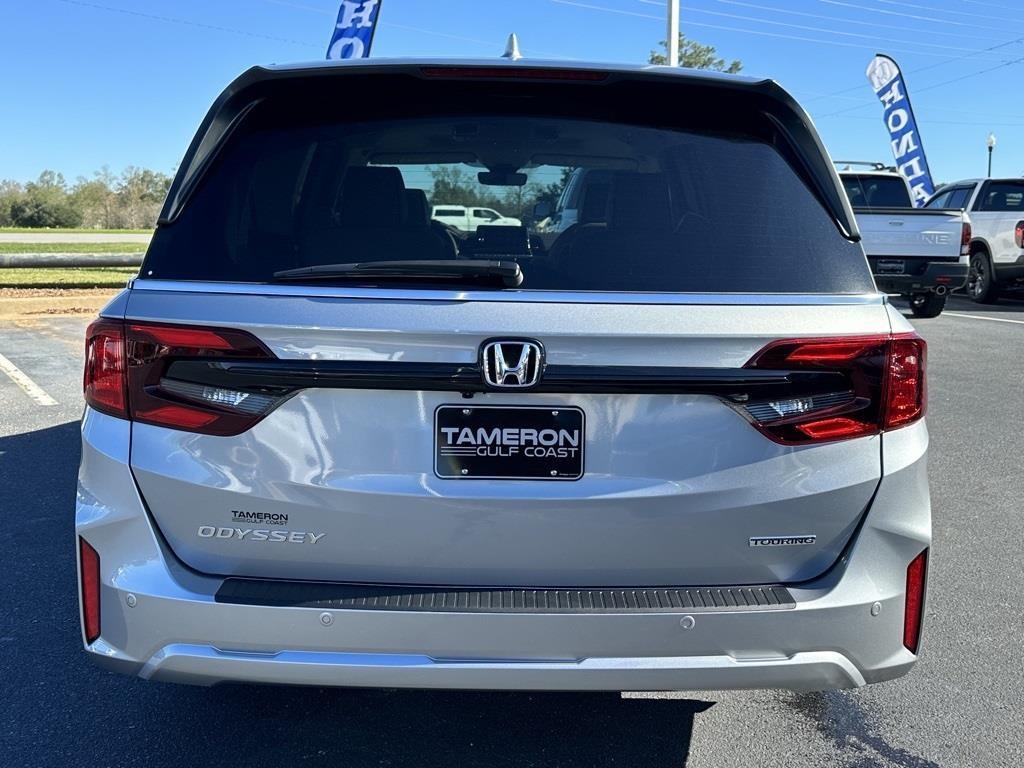 new 2025 Honda Odyssey car, priced at $48,005