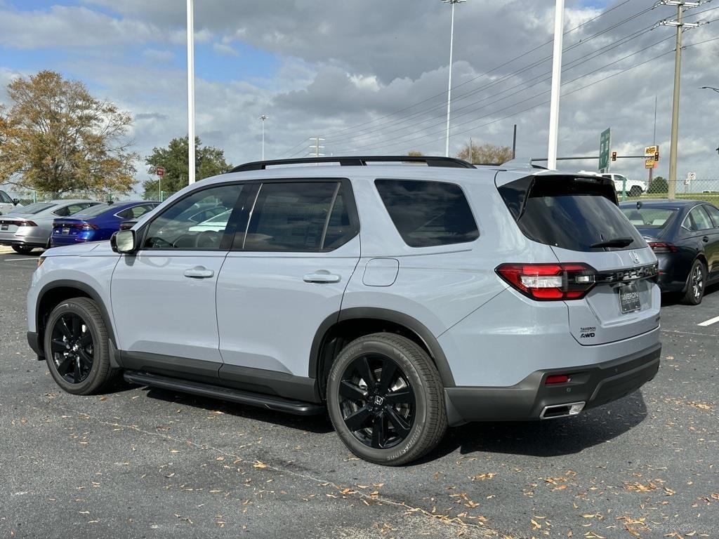 new 2025 Honda Pilot car, priced at $56,430