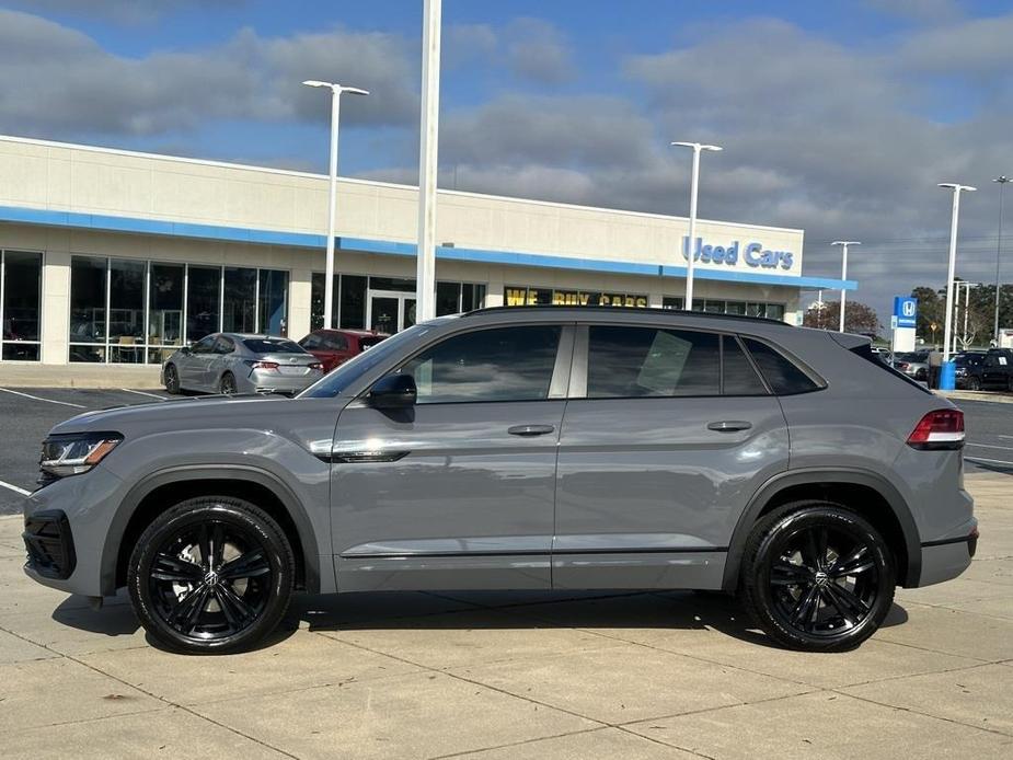 used 2021 Volkswagen Atlas Cross Sport car, priced at $30,000