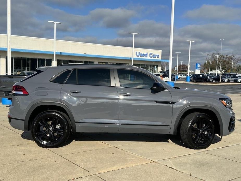 used 2021 Volkswagen Atlas Cross Sport car, priced at $30,000