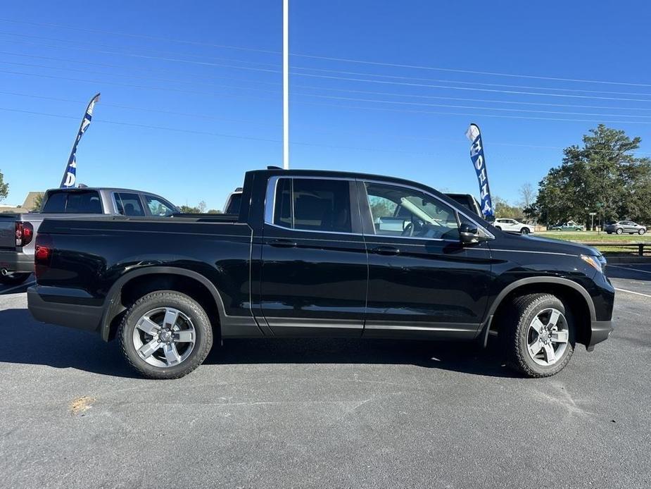 new 2025 Honda Ridgeline car, priced at $44,875