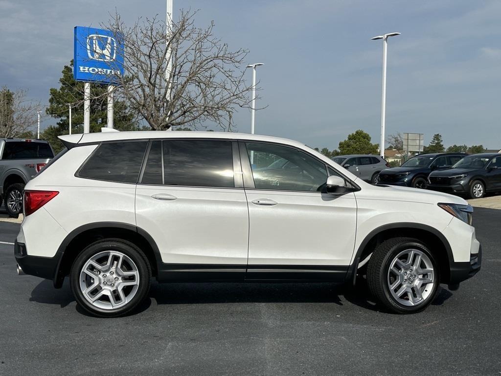 new 2025 Honda Passport car, priced at $44,250