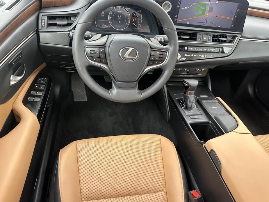 used 2022 Lexus ES 350 car, priced at $38,848