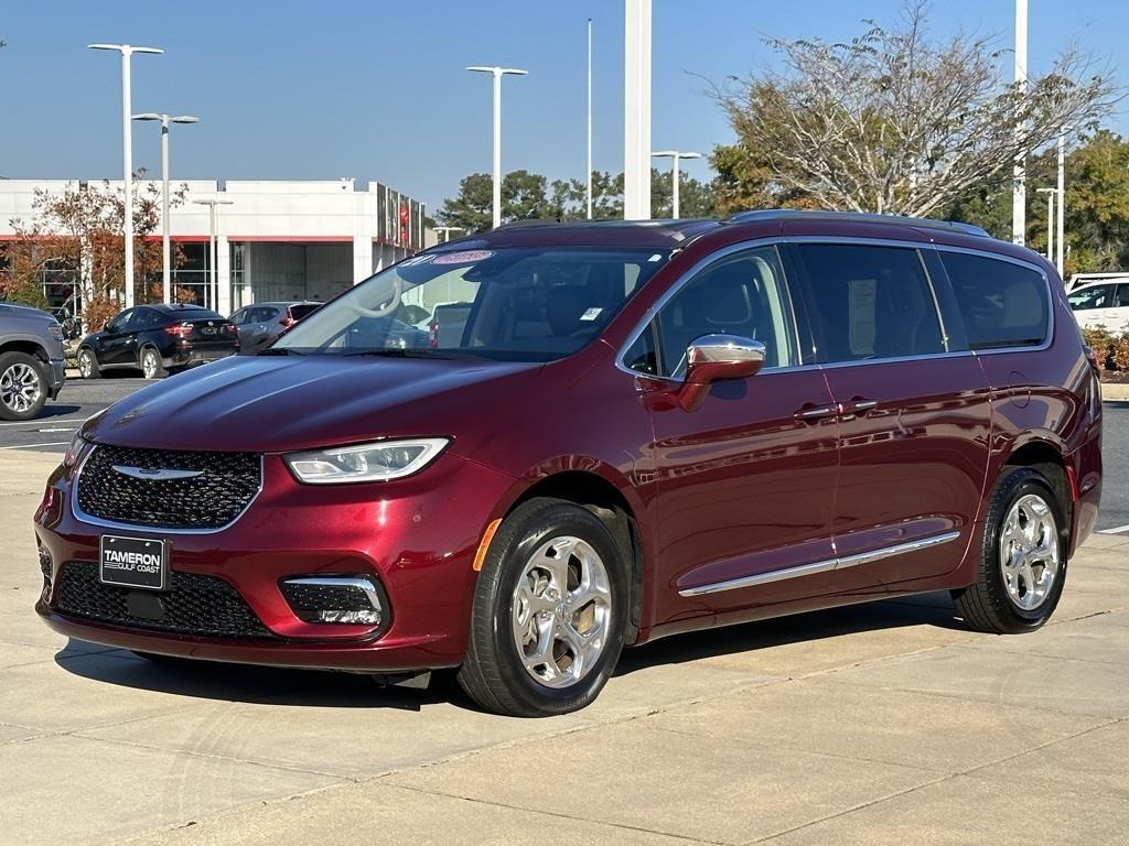 used 2021 Chrysler Pacifica car, priced at $26,000