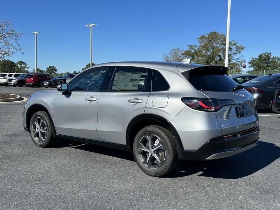 new 2025 Honda HR-V car, priced at $30,850