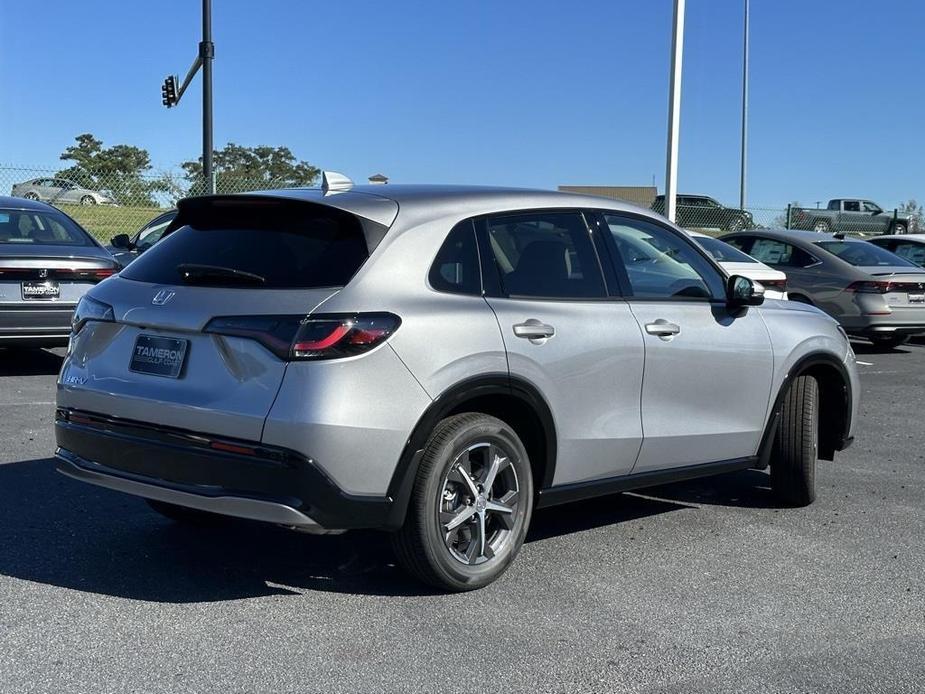 new 2025 Honda HR-V car, priced at $30,850