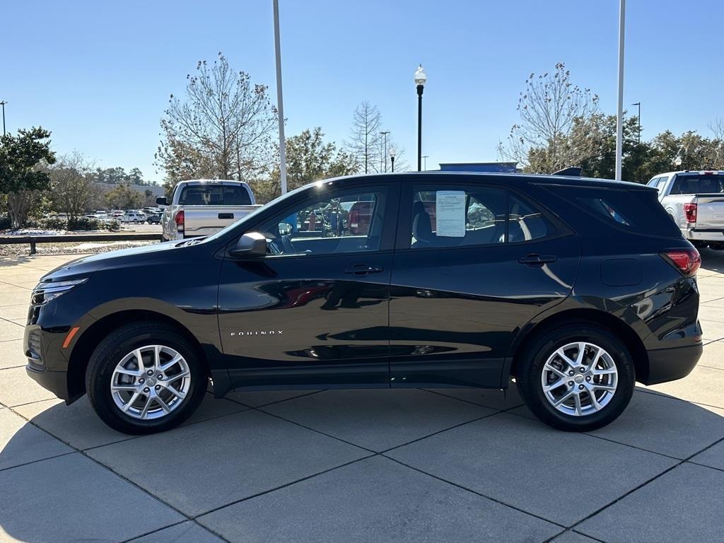 used 2024 Chevrolet Equinox car, priced at $24,264