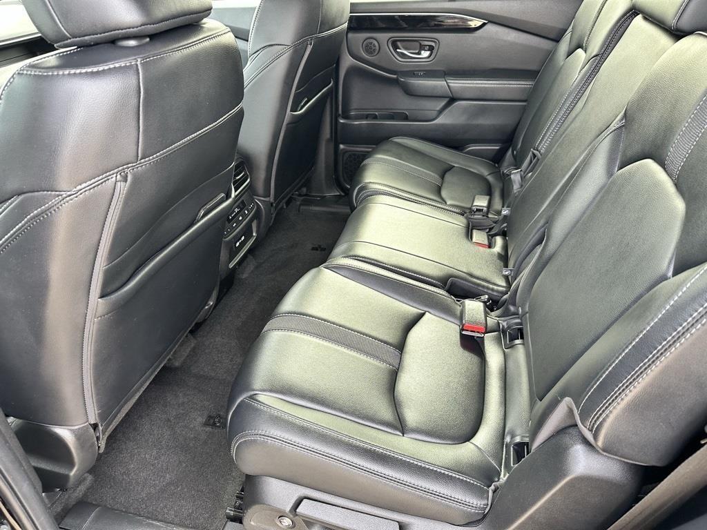 used 2023 Honda Pilot car, priced at $36,445