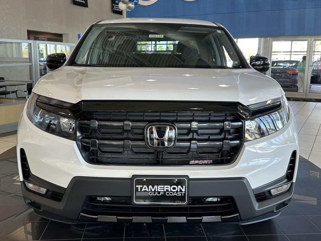 new 2025 Honda Ridgeline car, priced at $42,250