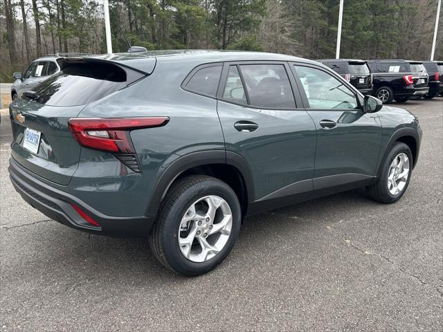 new 2025 Chevrolet Trax car, priced at $23,560