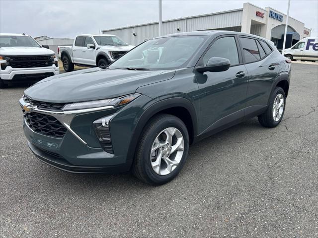 new 2025 Chevrolet Trax car, priced at $23,560