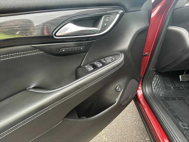 used 2023 Buick Envision car, priced at $26,488