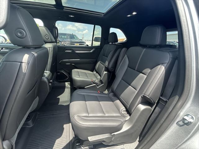 new 2025 GMC Acadia car, priced at $50,400