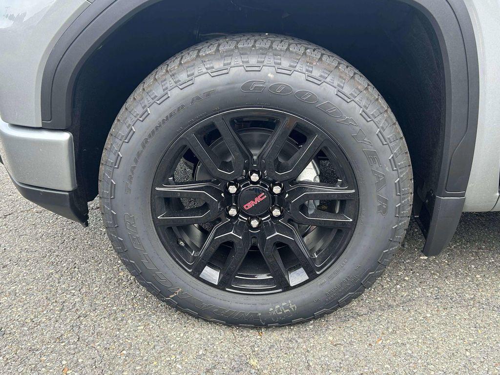 new 2025 GMC Sierra 1500 car, priced at $64,594