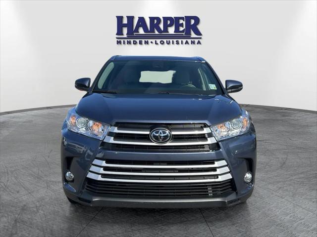 used 2019 Toyota Highlander car, priced at $26,489