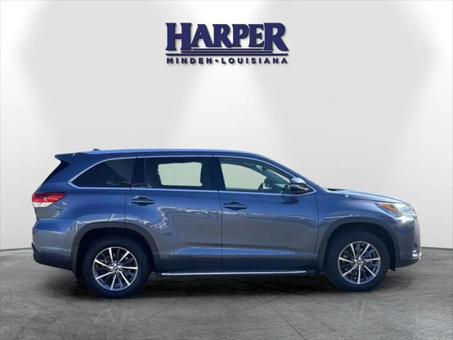 used 2019 Toyota Highlander car, priced at $26,489