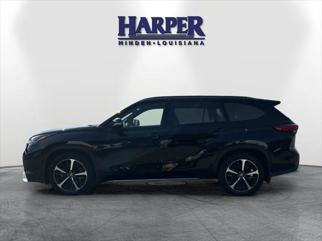 used 2021 Toyota Highlander car, priced at $30,863