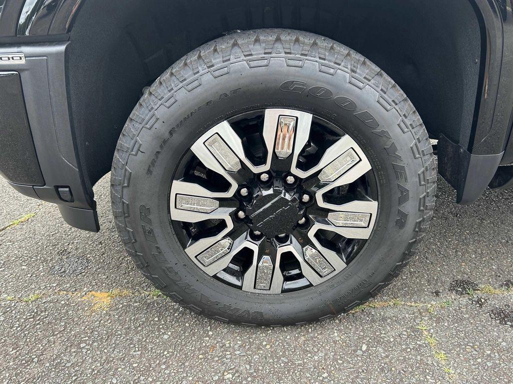 new 2025 GMC Sierra 2500 car, priced at $92,200