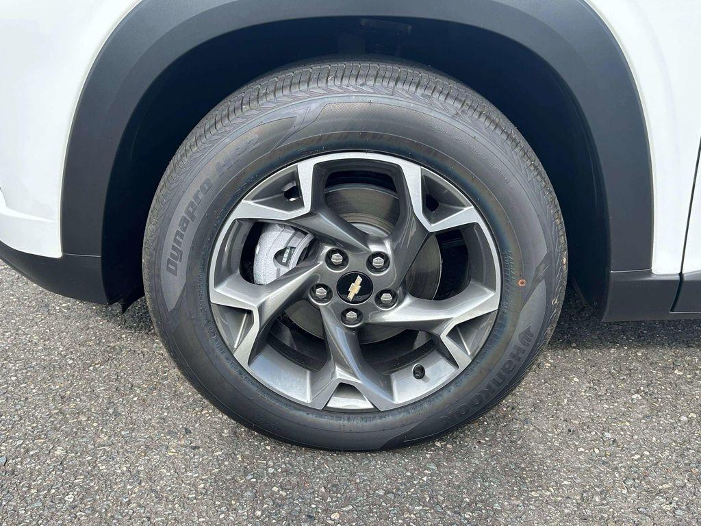 new 2025 Chevrolet Trax car, priced at $25,485