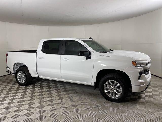 new 2025 Chevrolet Silverado 1500 car, priced at $43,940